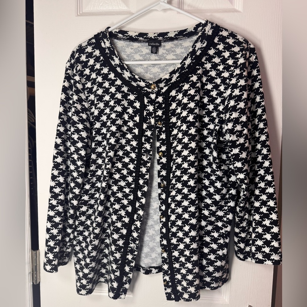 Rafaella Black and White Houndstooth Trim Cardigan size Large
